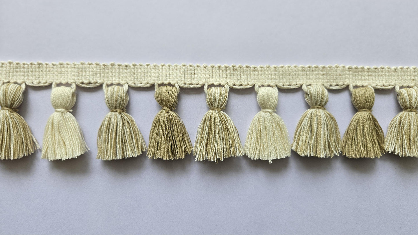 4 cm Beige ivory mixed tassel fringe trim, tassel trim, tassel trim by the yard, tassel fringe, trim for cushions, trim for curtains