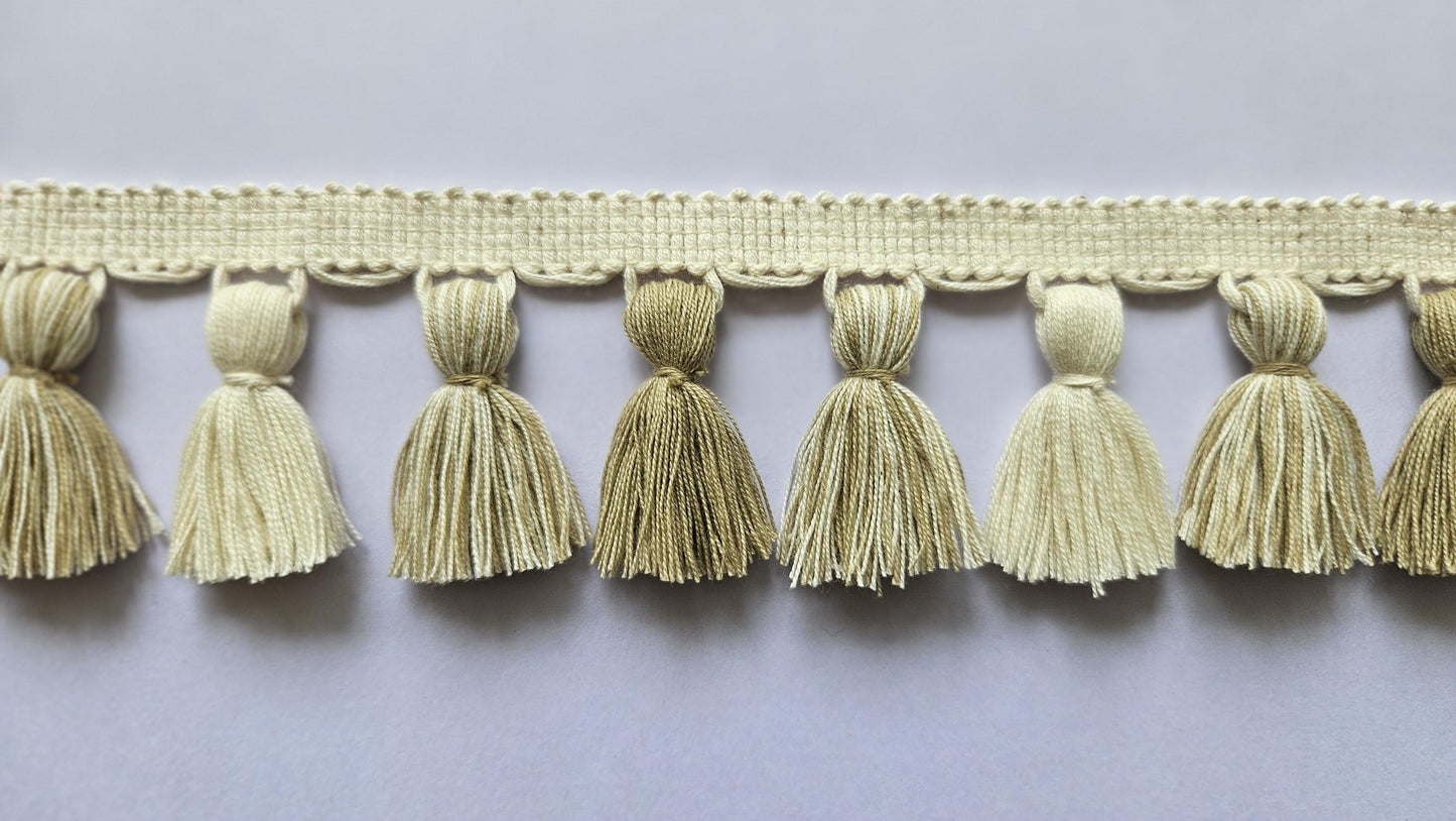 4 cm Beige ivory mixed tassel fringe trim, tassel trim, tassel trim by the yard, tassel fringe, trim for cushions, trim for curtains
