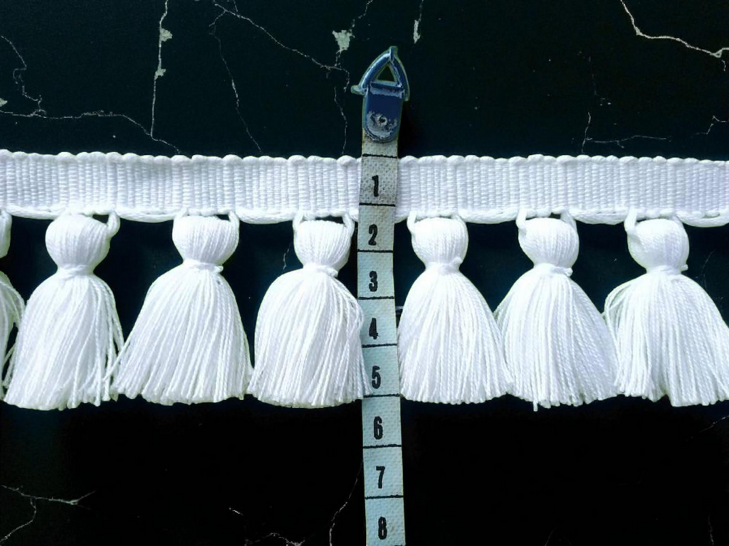 White tassel, tassel trim, Tassel fringe trim, tassel trim, tassel trim by the yard, lampshade trim, trim for cushions, trim for curtains