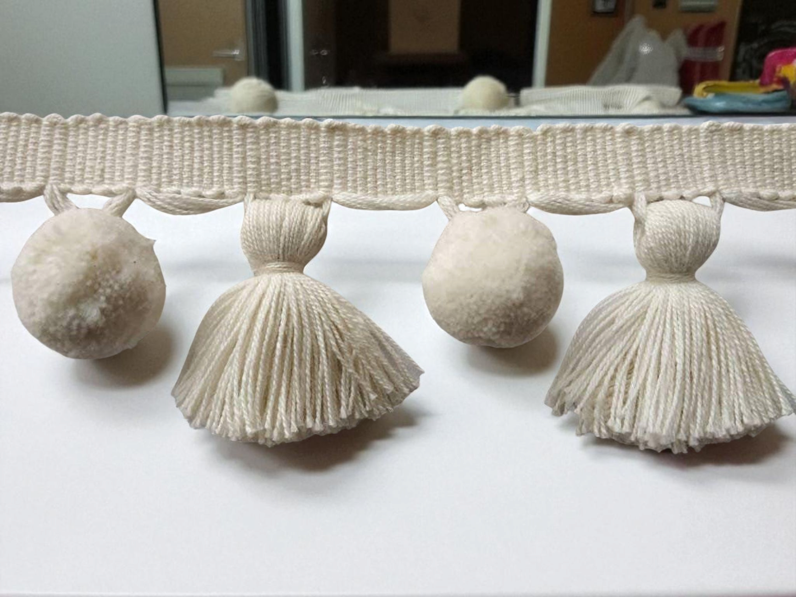 ivory tassel trim, tassel trim, lampshade trimmings, lampshade trim, lampshade fringe, bobble trim, pom pom trim, pom pom tassel garland