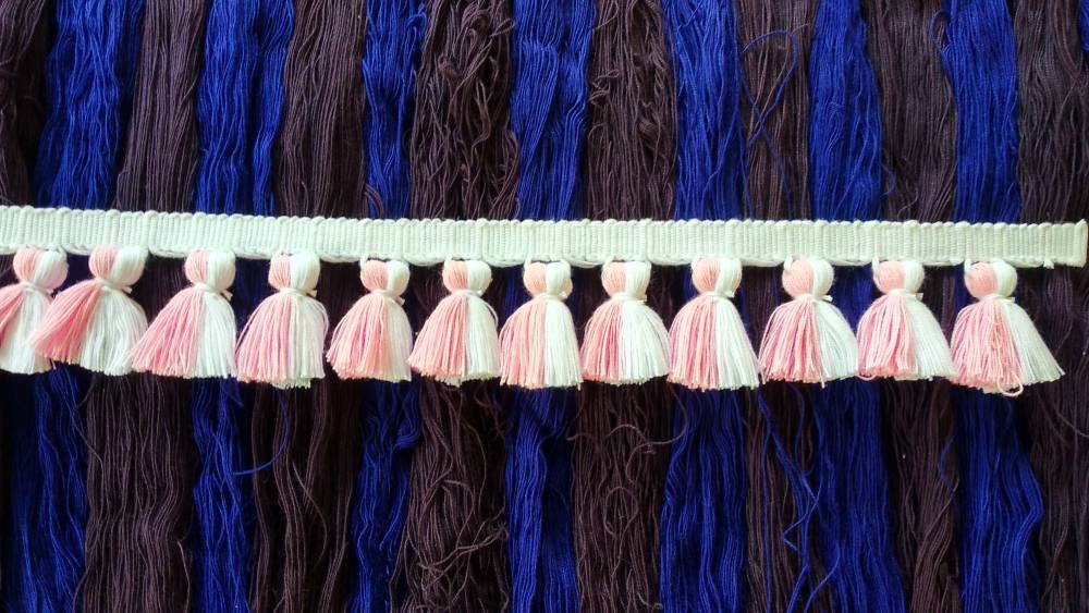 tassel trim, tasssl fringe, tassel fringe trim, fringe trim, fringe tassel, trim, home decor, tasssl and trims, trims by the yard
