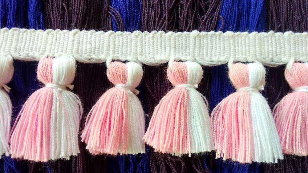 tassel trim, tasssl fringe, tassel fringe trim, fringe trim, fringe tassel, trim, home decor, tasssl and trims, trims by the yard