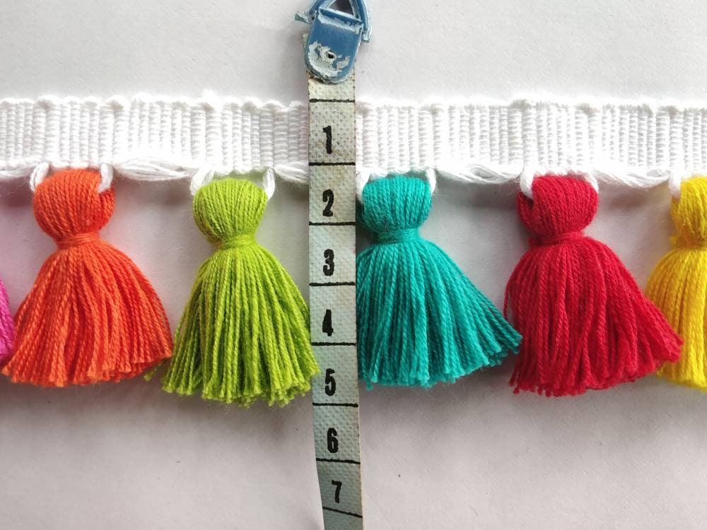 tassel trim, tasssl fringe, tassel fringe trim, fringe trim, fringe tassel, trim, home decor, tasssl and trims, trims by the yard