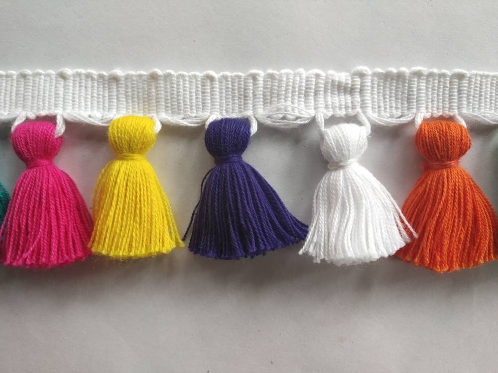tassel trim, tasssl fringe, tassel fringe trim, fringe trim, fringe tassel, trim, home decor, tasssl and trims, trims by the yard