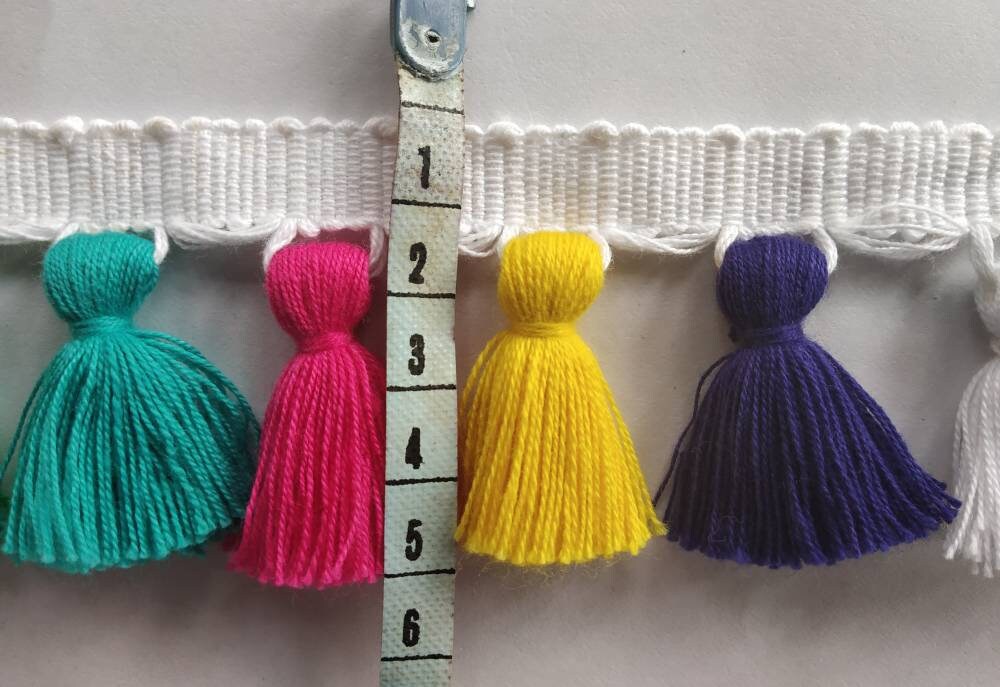 tassel trim, tasssl fringe, tassel fringe trim, fringe trim, fringe tassel, trim, home decor, tasssl and trims, trims by the yard