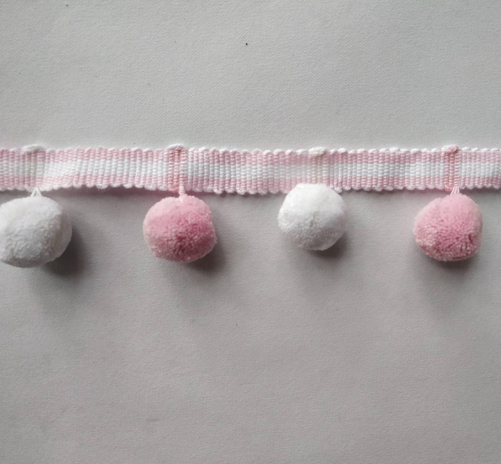 Pom pom bobble trim multi color, pom pom trim,  pom pom fringe, pom pom curtain, cushion pom poms, curtain trims, pom pom garland, pom poms