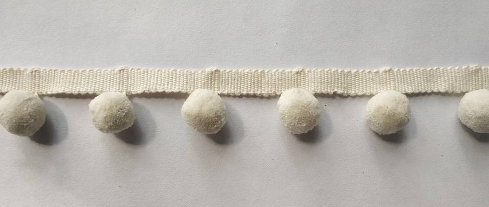 Ivory pom pom trim, pom pom trimming, bobble fringe, bobble trim, pom pom fringe, bobble fringe, pom pom fringe trim, pom pom trim blinds