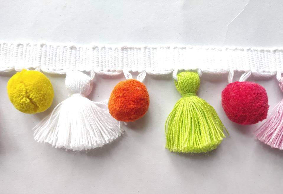 tassel and trims, tassel trim, pom pom trim, trims by the yard, lace, trim, Indian trim, home decor, trimming, pom poms, tassel, trimmings