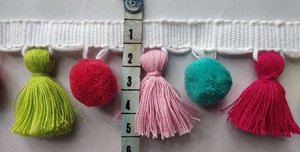 tassel and trims, tassel trim, pom pom trim, trims by the yard, lace, trim, Indian trim, home decor, trimming, pom poms, tassel, trimmings