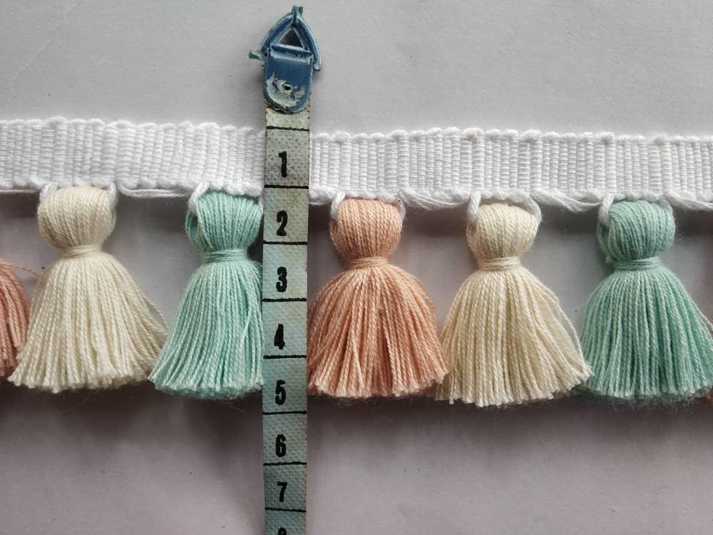 tassel trim, tasssl fringe, tassel fringe trim, fringe trim, fringe tassel, trim, home decor, tasssl and trims, trims by the yard