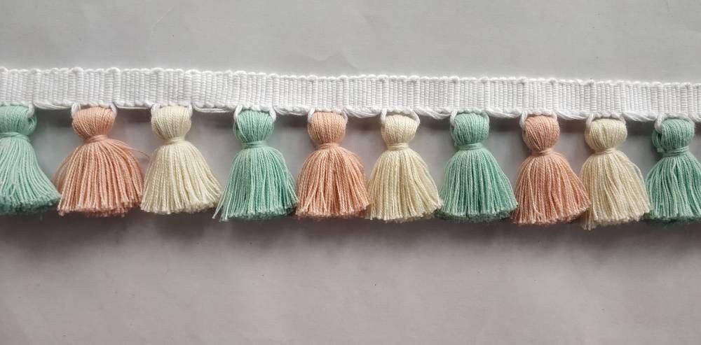 tassel trim, tasssl fringe, tassel fringe trim, fringe trim, fringe tassel, trim, home decor, tasssl and trims, trims by the yard
