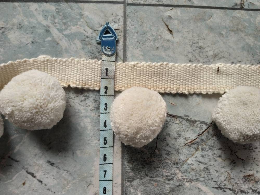 Pom pom trim by the yard, ivory pom pom trim, pom pom fringe trim, ivory bobble trim, lampshade trim, lampshade fringe, trim for curtains