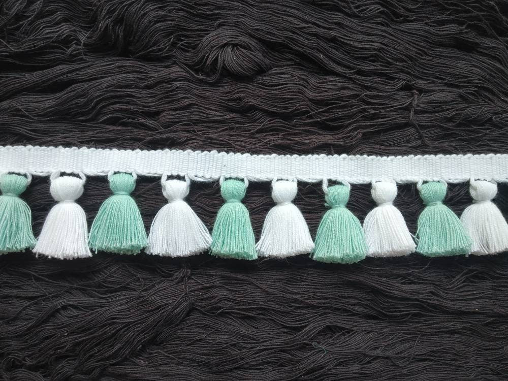 tassel trim, tasssl fringe, tassel fringe trim, fringe trim, fringe tassel, trim, home decor, tasssl and trims, trims by the yard