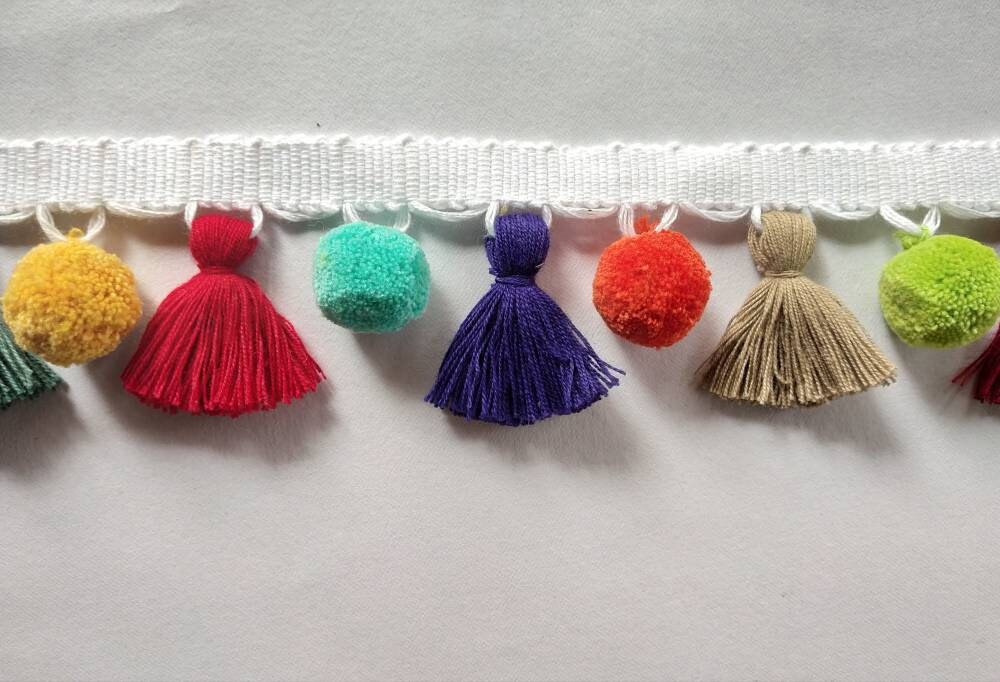 tassel and trims, tassel trim, pom pom trim, trims by the yard, lace, trim, Indian trim, home decor, trimming, pom poms, tassel, trimmings