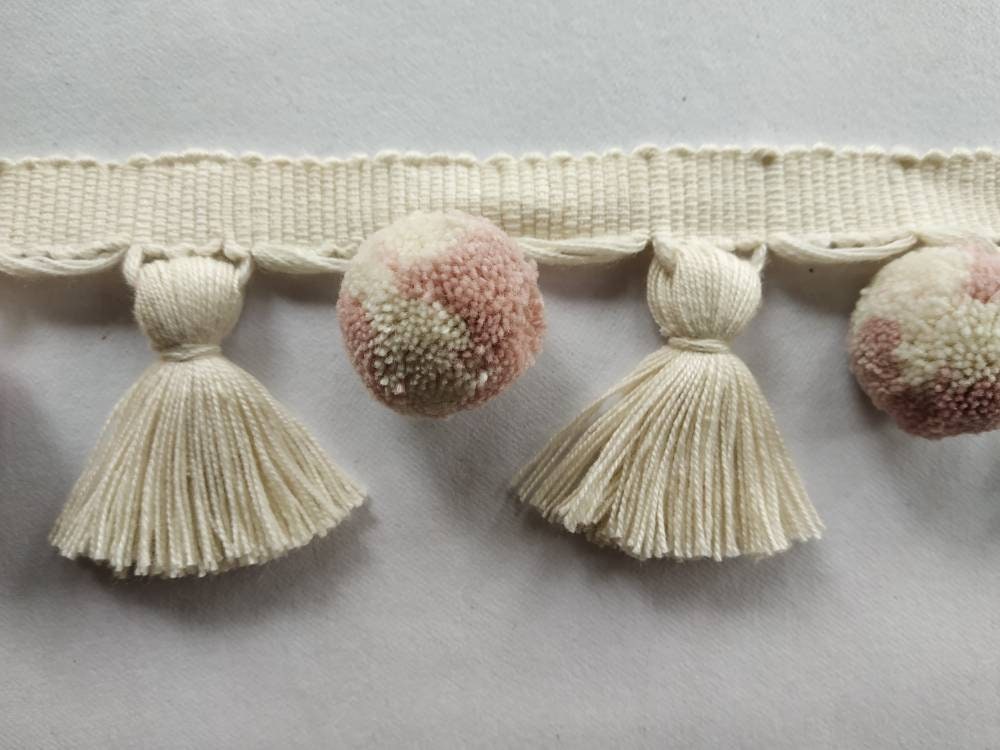 tassel and trims, tassel trim, pom pom trim, trims by the yard, lace, trim, Indian trim, home decor, trimming, pom poms, tassel, trimmings
