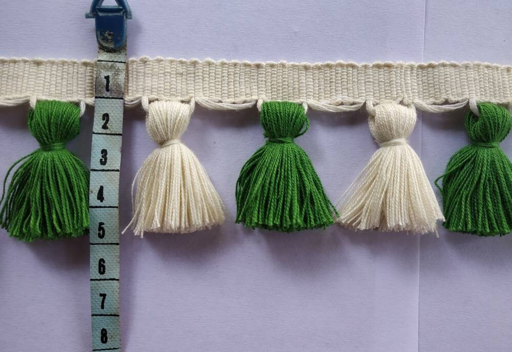 tassel trim, tasssl fringe, tassel fringe trim, fringe trim, fringe tassel, trim, home decor, tasssl and trims, trims by the yard