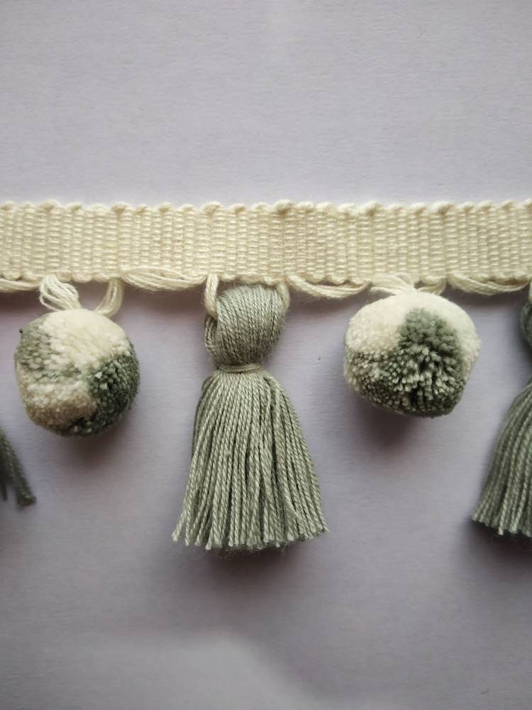 mixed pom pom tassel trim, tassel trim, pom pom trim, pom pom garland