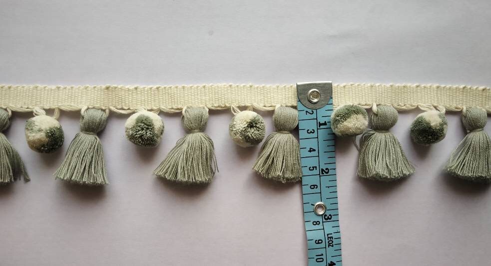 mixed pom pom tassel trim, tassel trim, pom pom trim, pom pom garland