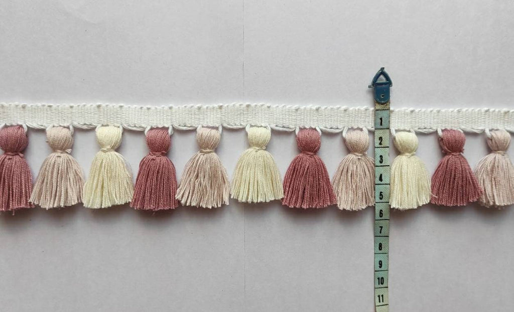 tassel trim, tasssl fringe, tassel fringe trim, fringe trim, fringe tassel, trim, home decor, tasssl and trims, trims by the yard