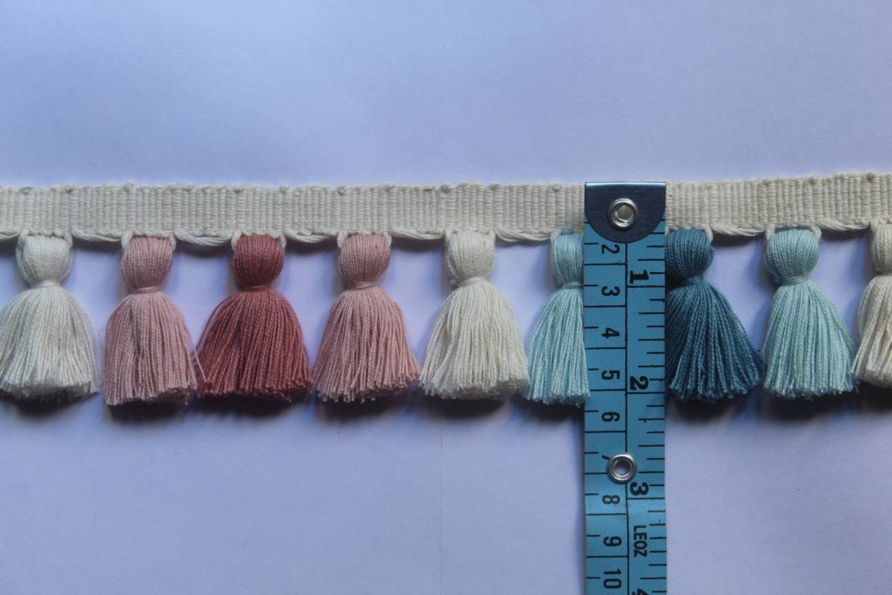 tassel trim, tasssl fringe, tassel fringe trim, fringe trim, fringe tassel, tassels, home decor, tasssl and trims, tassel trim by the yard