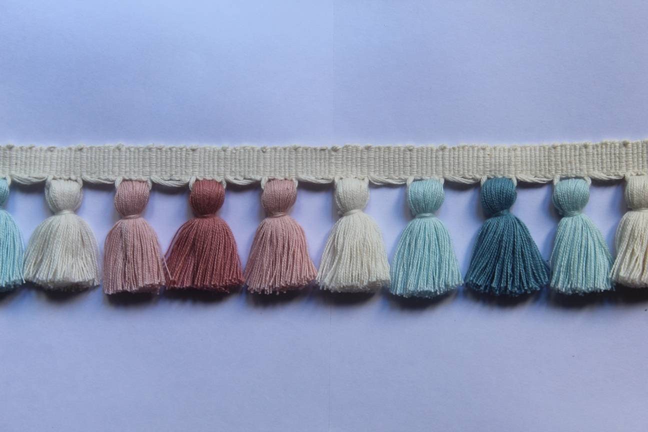 tassel trim, tasssl fringe, tassel fringe trim, fringe trim, fringe tassel, tassels, home decor, tasssl and trims, tassel trim by the yard