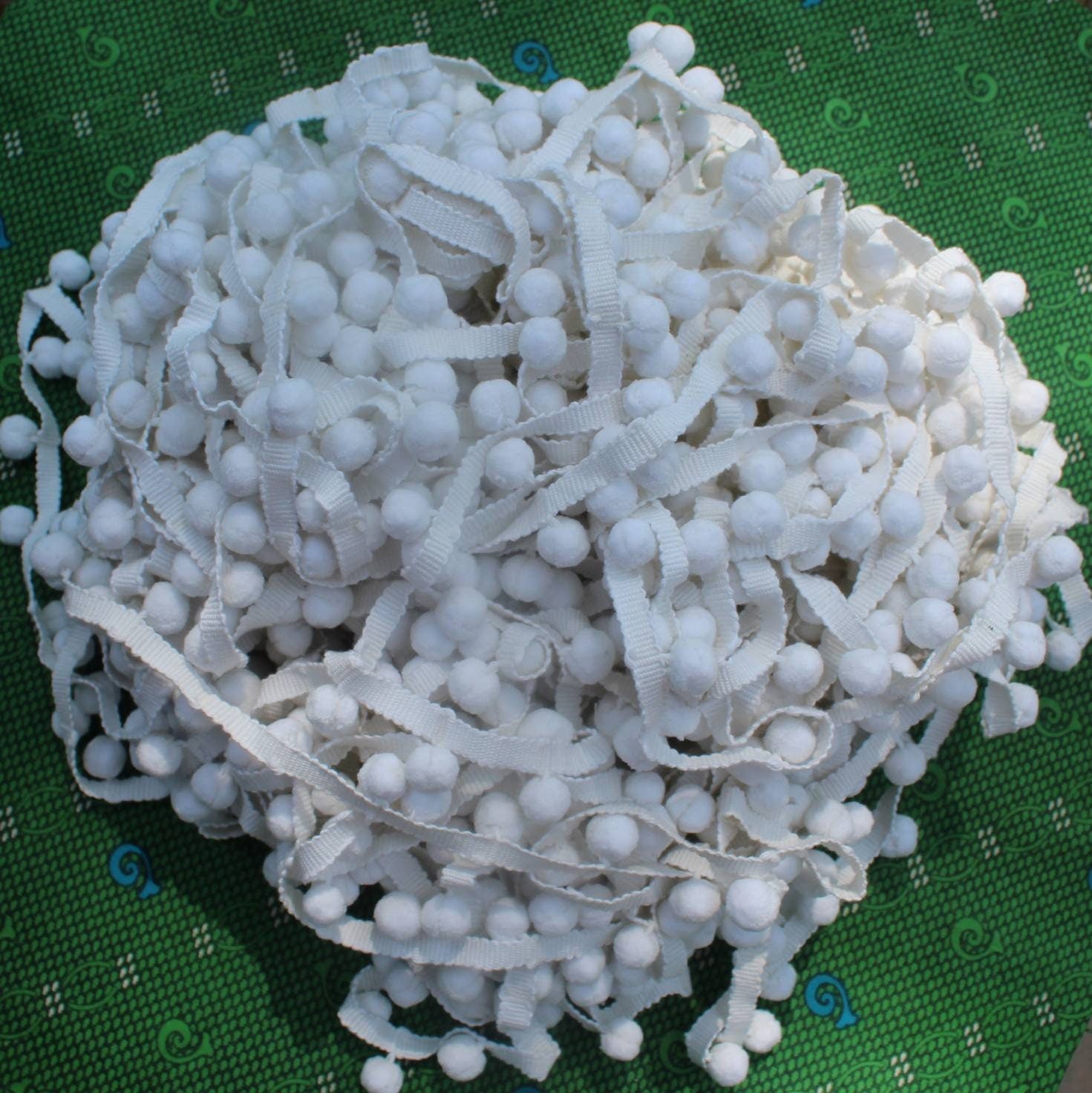 pom pom trim white, pom pom trimming, bobble fringe, bobble trim, pom pom fringe, bobble trim fringe, bobble, pom pom, lace and trims