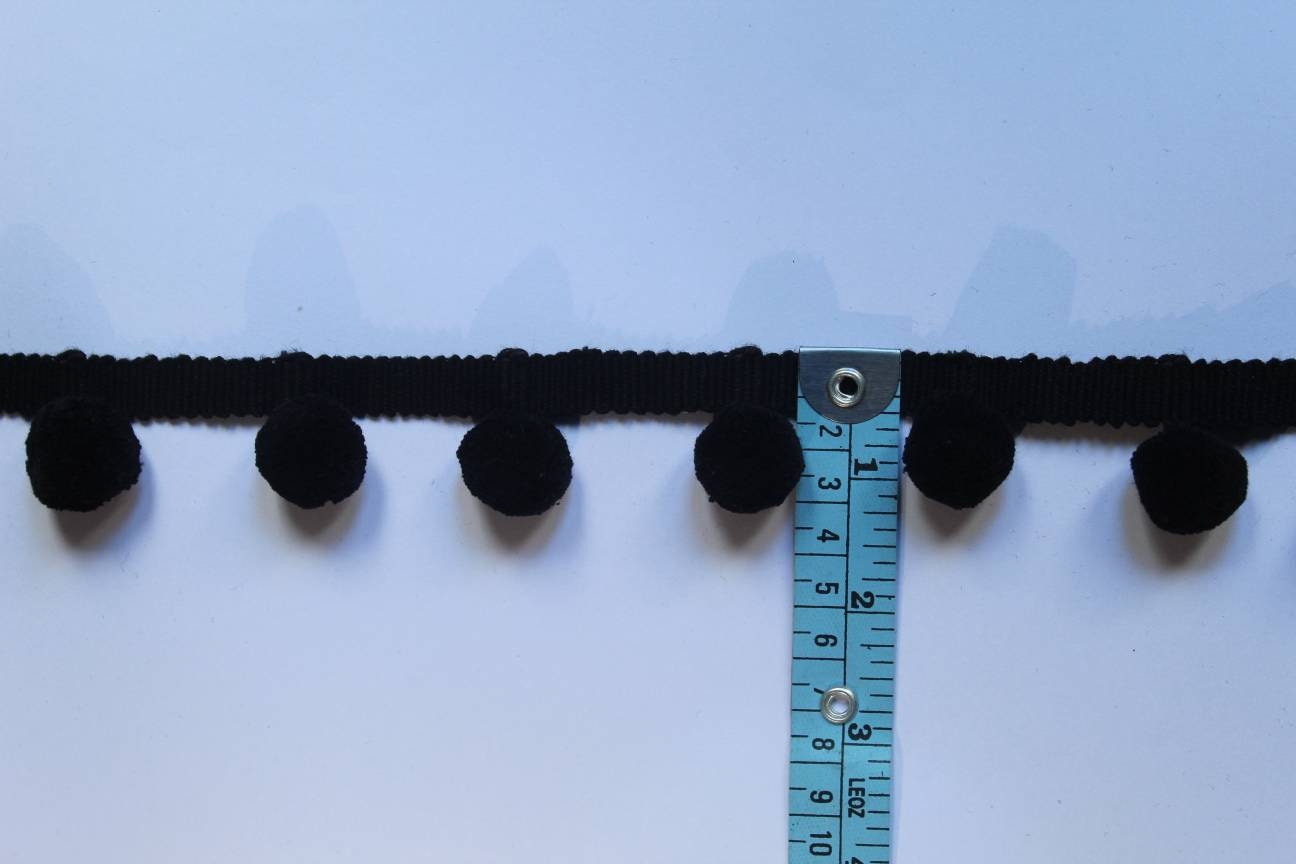 Black pom pom trim, pom pom trim, bobble trim, curtain trims, trims for curtains, pom pom garland, cotton trims, trimmings, lampshade trim