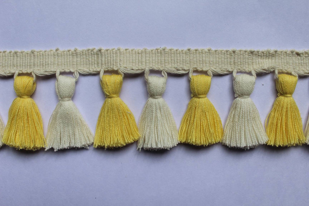 Yolk / ivory tassel trim, Tassel fringe trim, tassel trim, tassel trim by the yard, tassel fringe, trim for cushions, trim for curtains