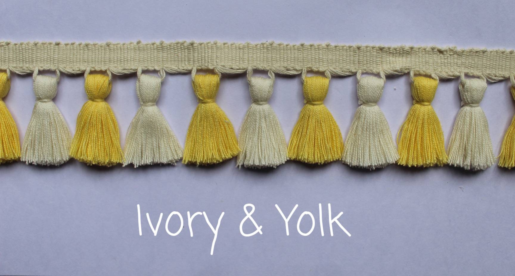 Yolk / ivory tassel trim, Tassel fringe trim, tassel trim, tassel trim by the yard, tassel fringe, trim for cushions, trim for curtains
