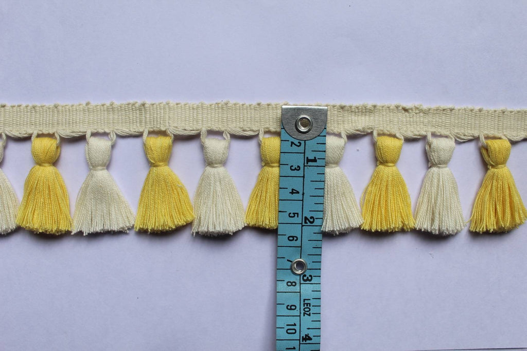 Yolk / ivory tassel trim, Tassel fringe trim, tassel trim, tassel trim by the yard, tassel fringe, trim for cushions, trim for curtains