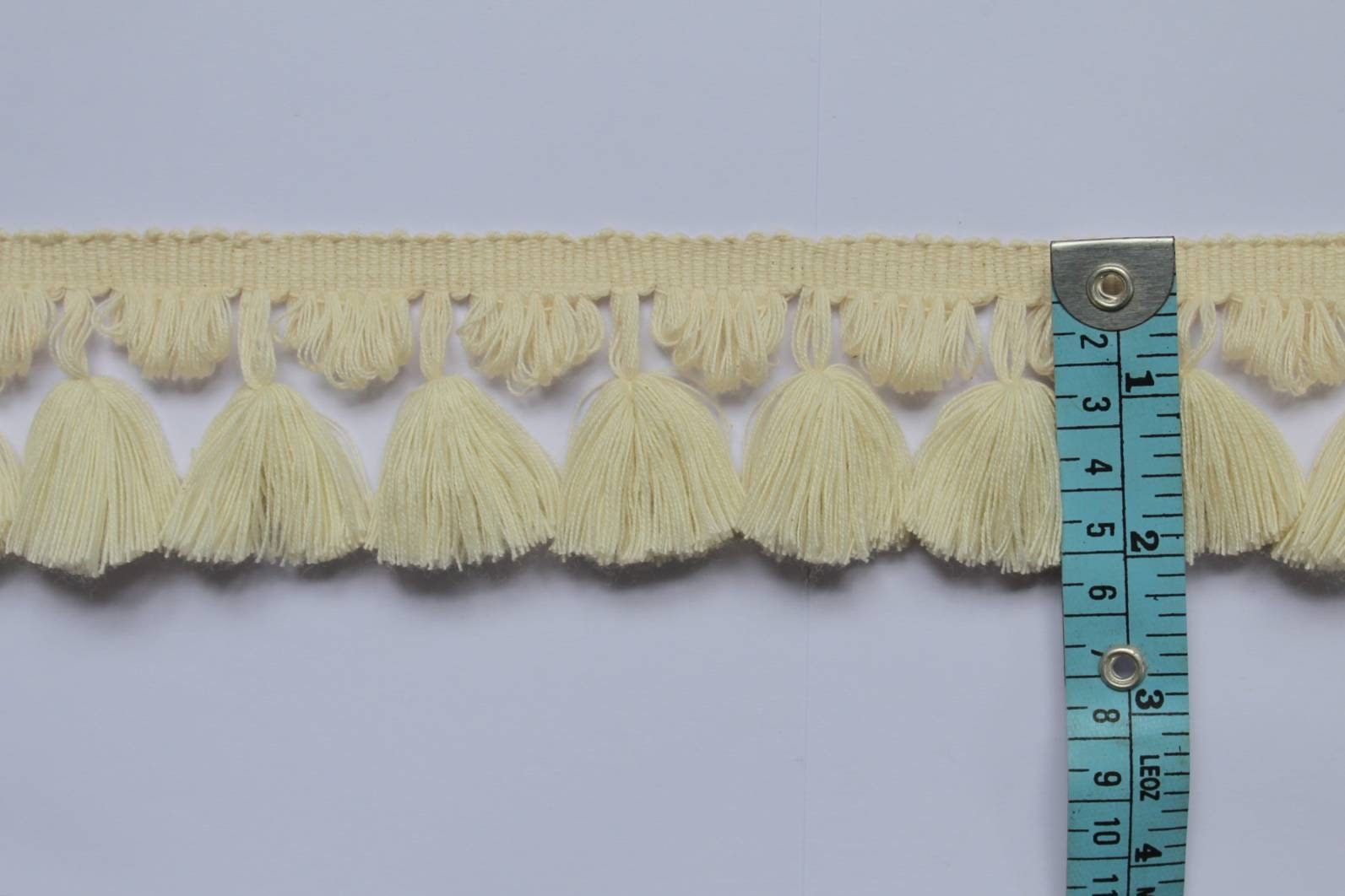 tassel trim by the yard, tassel fringe trim, ivory tassel fan edge trim, fan edge with tassel, tassel fringe trim, tassel fringe