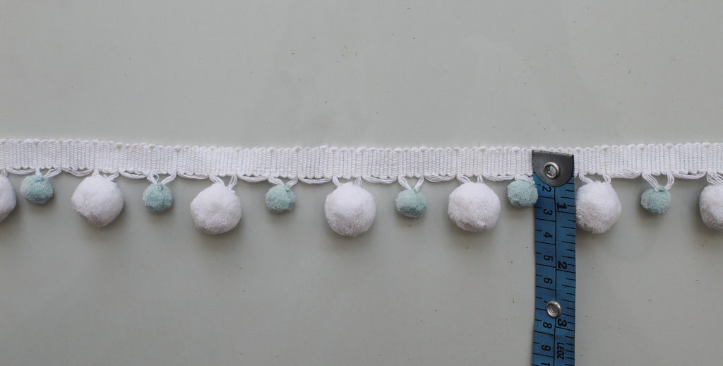 Pom Pom Trim, White pom pom Trim, Pom Pom Fringe, White trim, Trim Lot, Wholesale Trim, White, Large Pom Pom, pom pom trim, Ball fringe trim