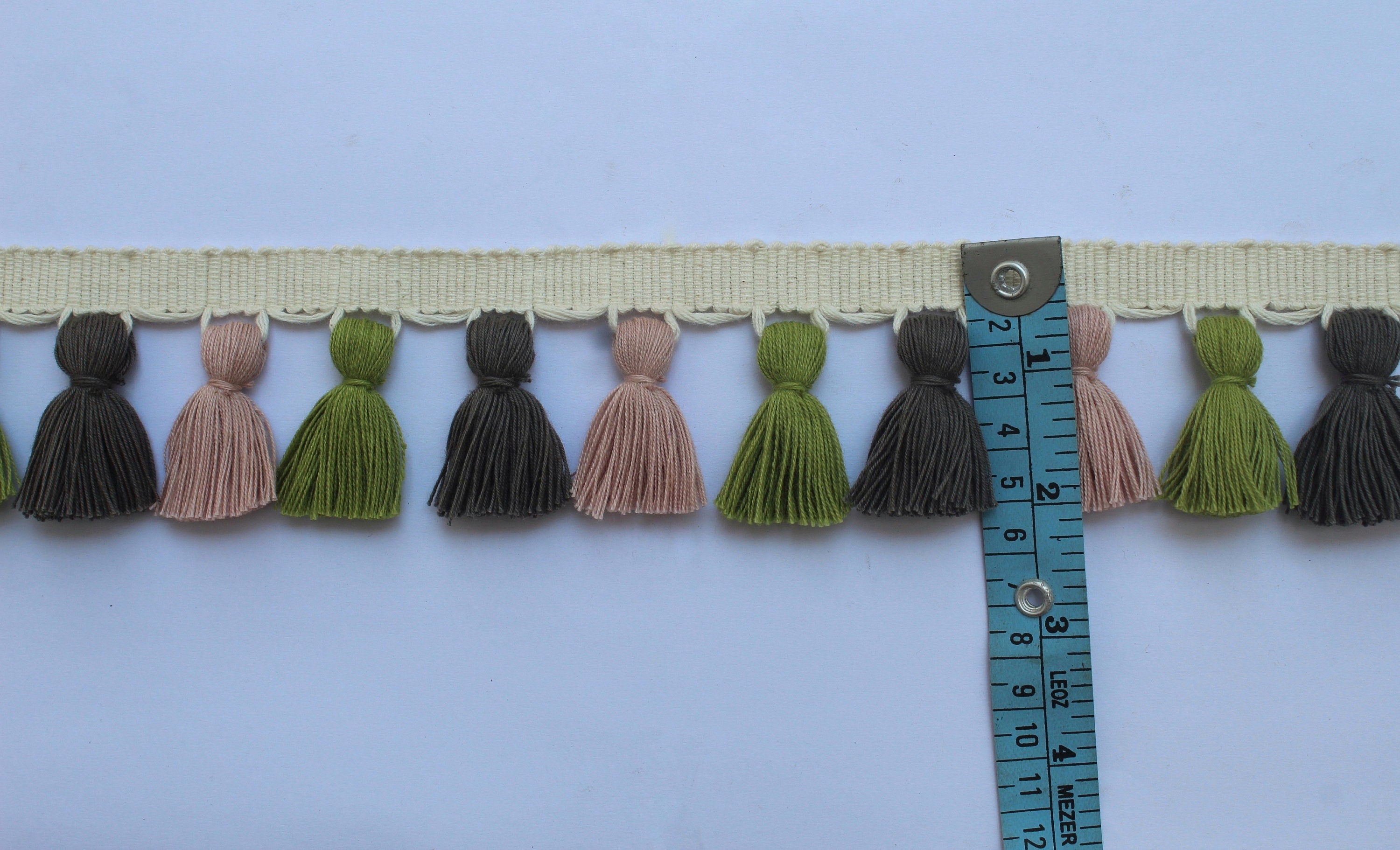 Tassel fringe trim, tassel trim, tassel trim by the yard, tassel fringe, trim for cushions, trim for curtains, fringe trim, tassels