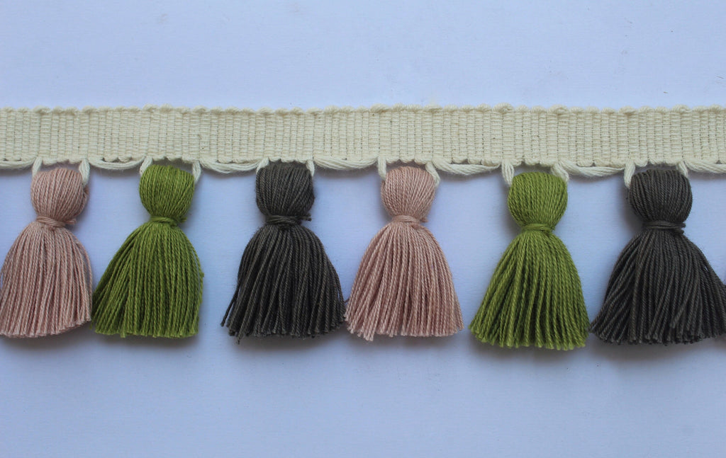 Tassel fringe trim, tassel trim, tassel trim by the yard, tassel fringe, trim for cushions, trim for curtains, fringe trim, tassels