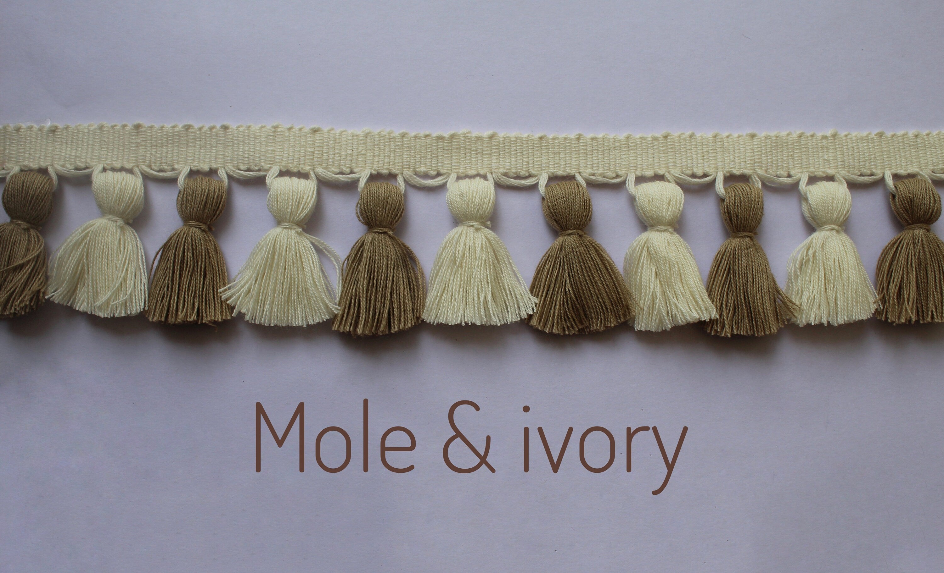 Tassel trim by the yard, mole and ivory tassel trim, lampshade trim by the yard, Fringe for Drapery, Tassel trim, Curtain Trim, tassels