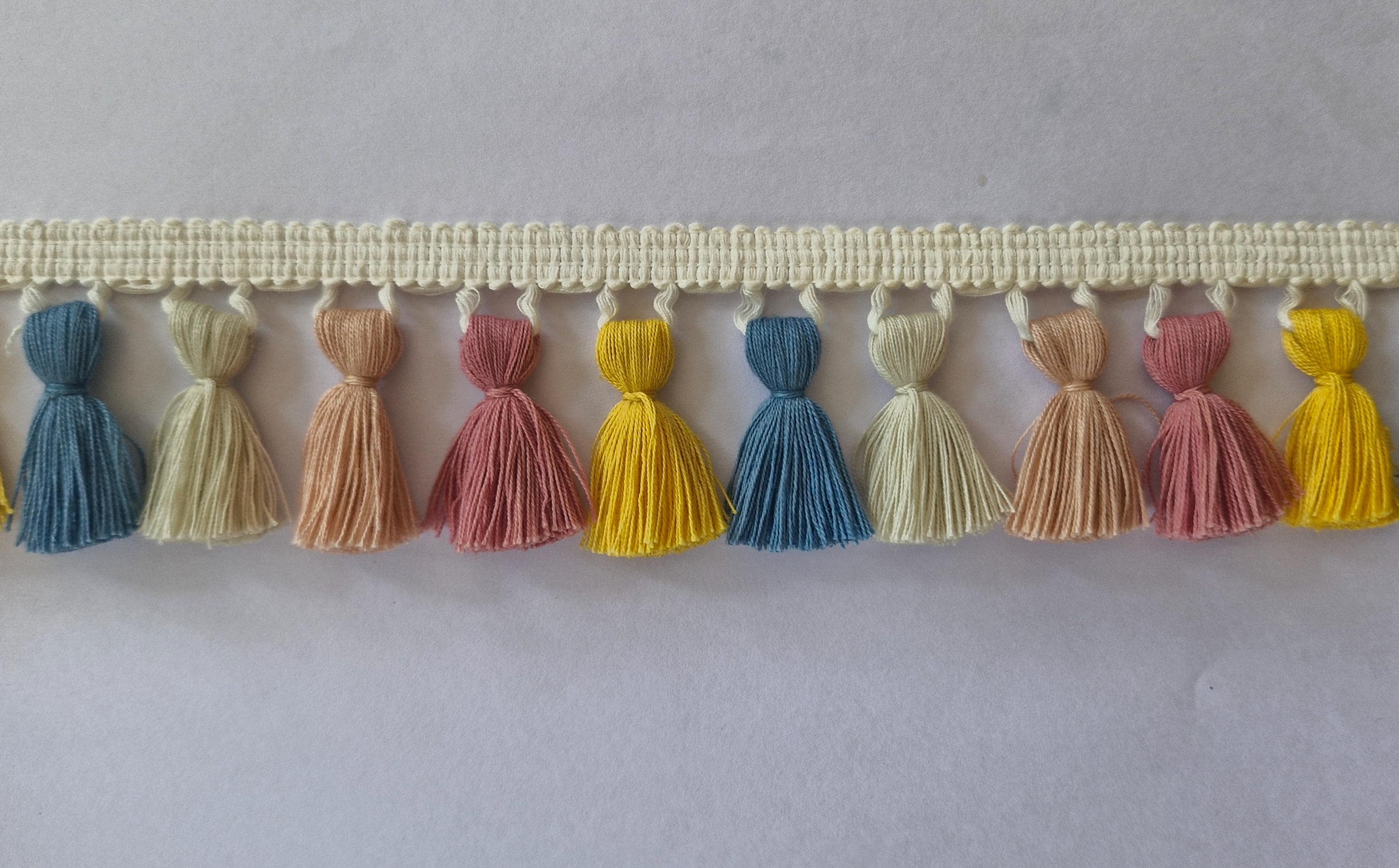 Tassel fringe trim, 5 color tassels ,tassel trim, tassel trim by the yard, tassel fringe, trim for cushions, trim for curtains, fringe trim