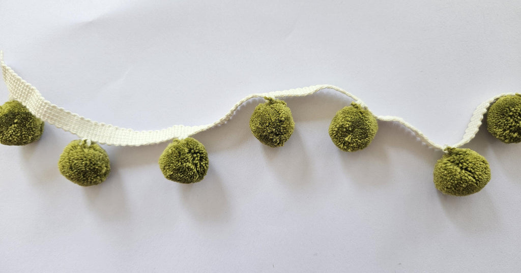 Citrine  pom pom trim, Pom Pom trimming, pom pom trim, trim for curtains,  pom pom,  pom poms, fringes, trim for pillow,trim for curtains