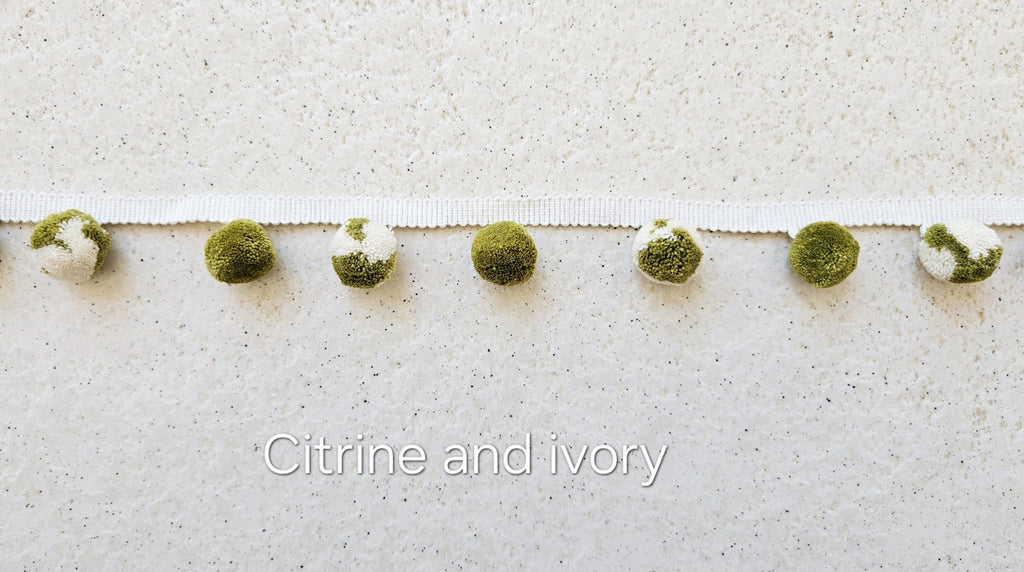 Citrine ivory pom pom trim, Pom Pom trimming, pom pom trim, trim for curtains,  pom pom,  pom poms, pom pom fringe, pom pom pillow cover