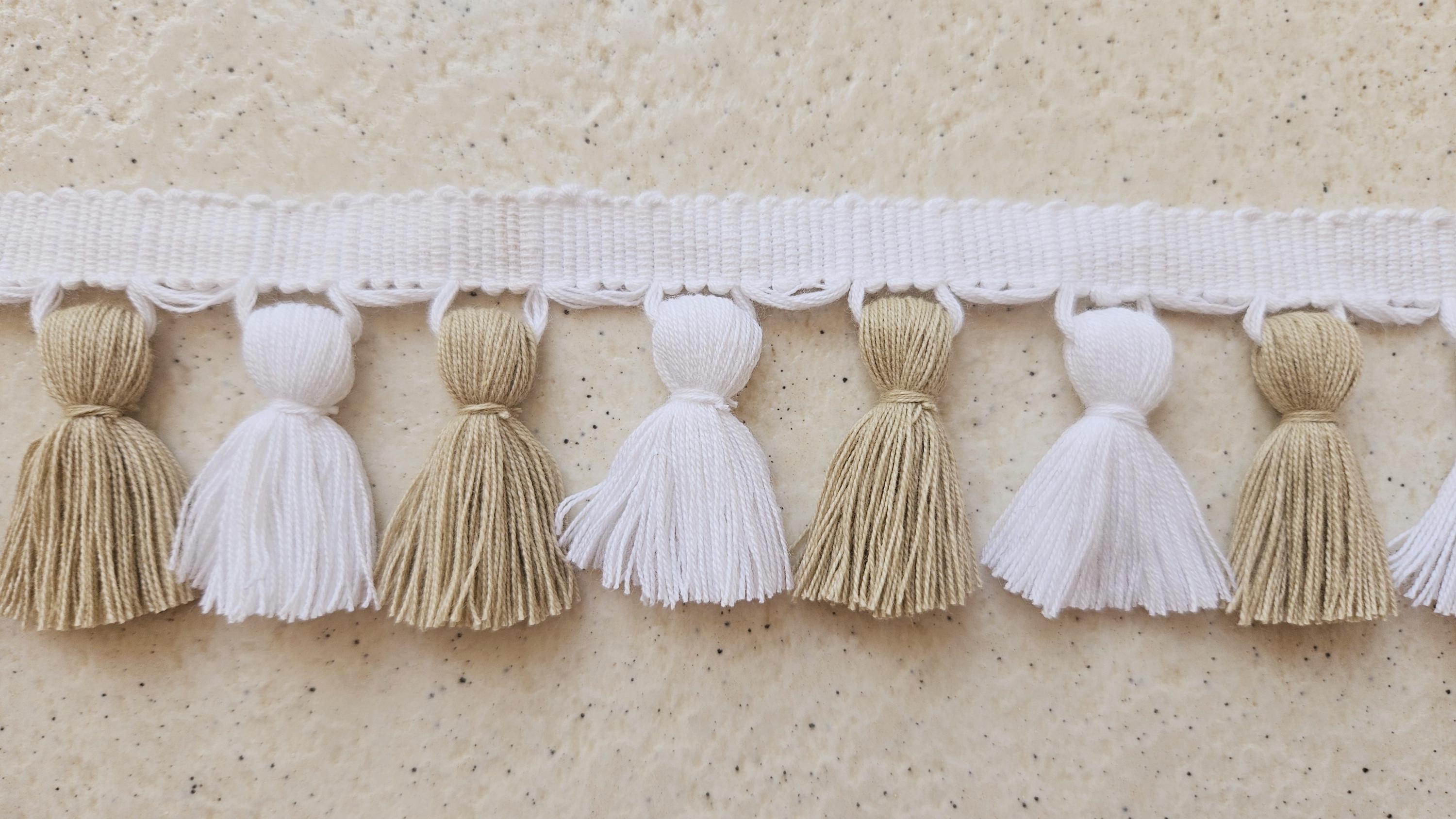 Beige color and white color tassel fringe trim, tassel trim, tassel trim by the yard, tassel fringe, trim for cushions, trim for curtains