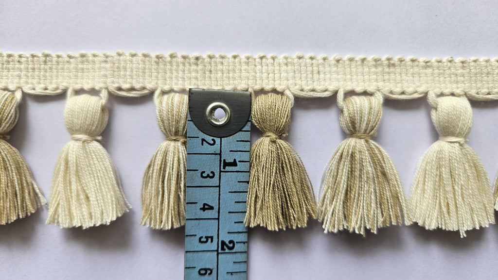 4 cm Beige ivory mixed tassel fringe trim, tassel trim, tassel trim by the yard, tassel fringe, trim for cushions, trim for curtains