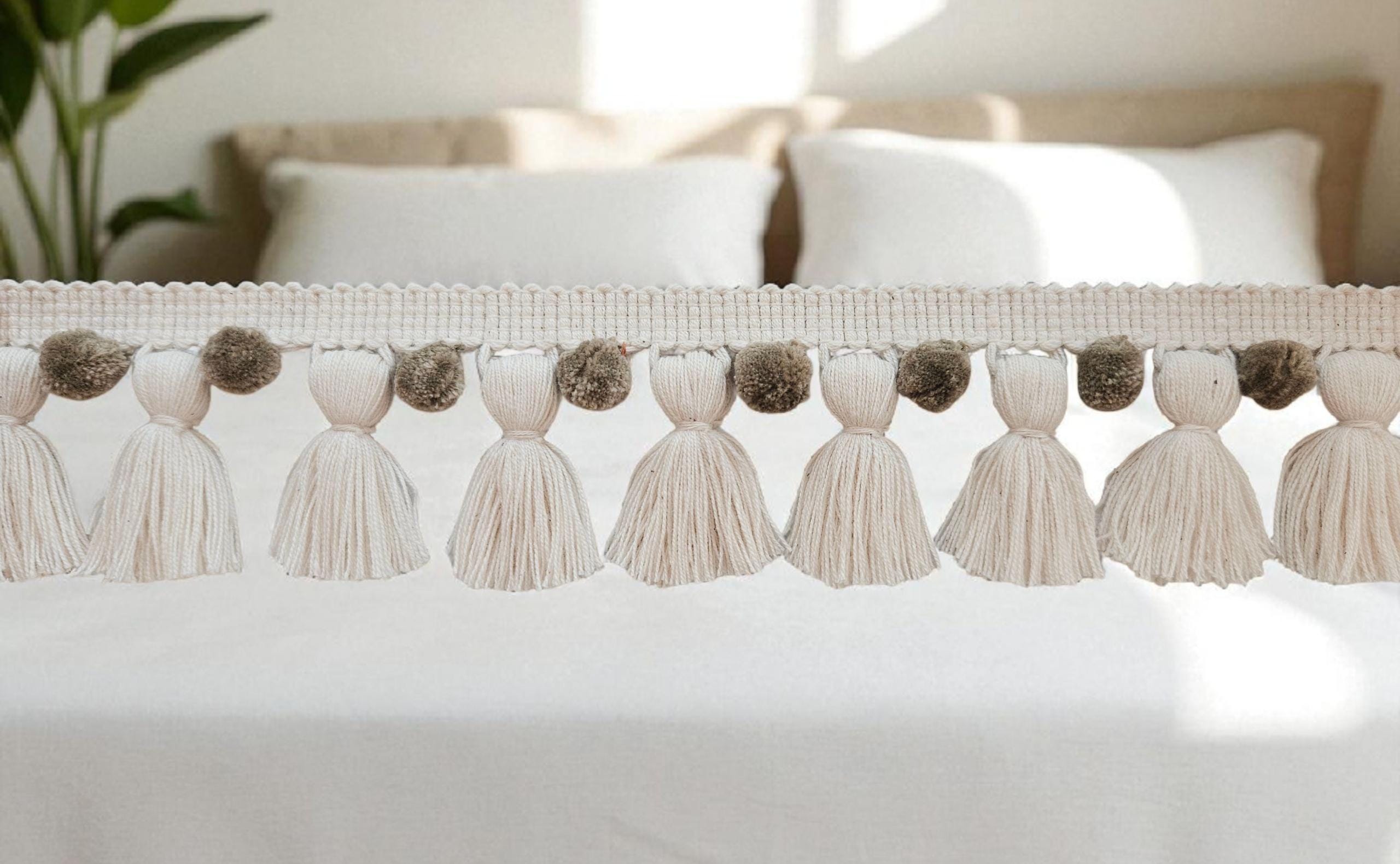 Beech color / ivory color pom pom tassel trim, 1cm pom pom, 4cm tassel, pom pom trim, tassel trim, pom pom for curtains, 2" inch width trim