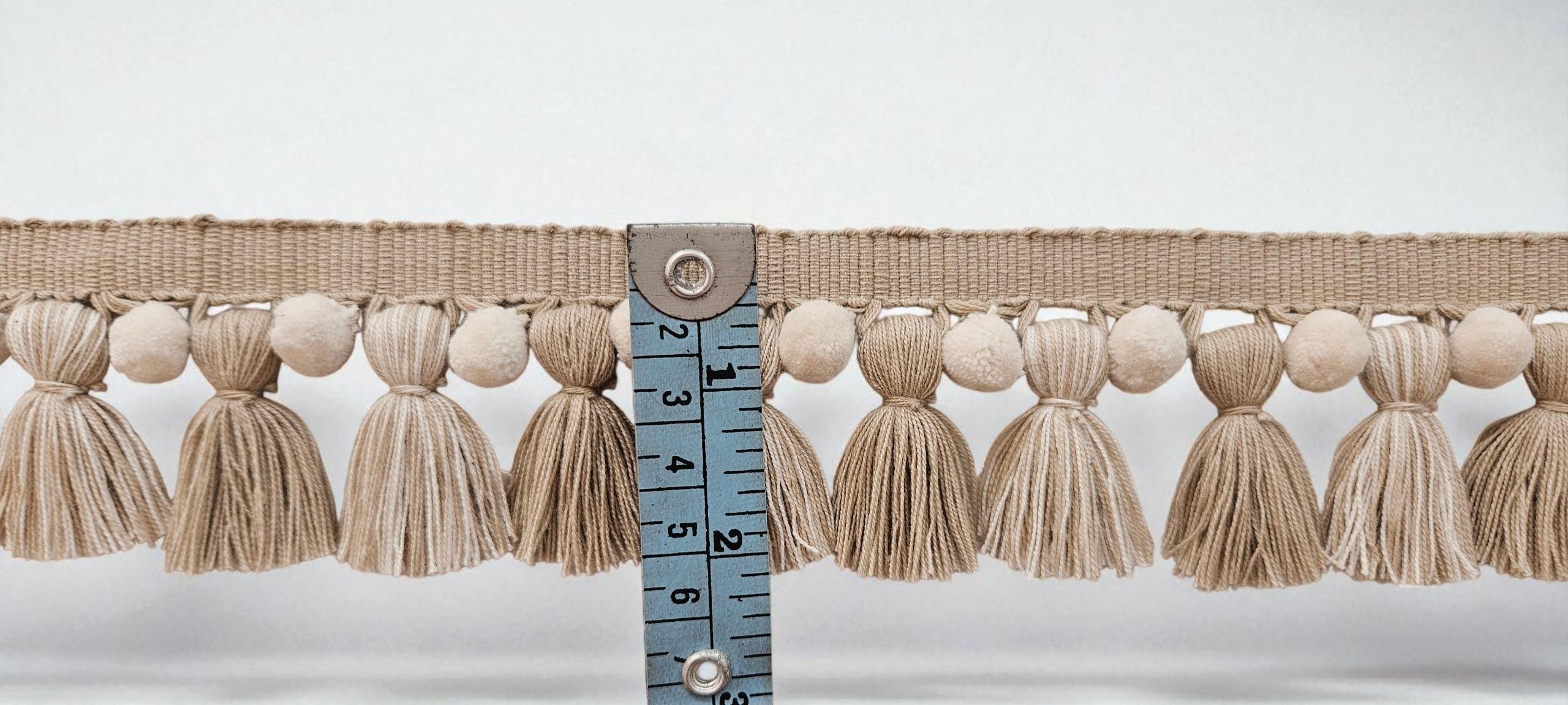 Beige / ivory pom pom tassel trim, tassel fringe & pom pom trim, tassel pom pom trim, boho trim UK, mini pom pom trim, tassel trim