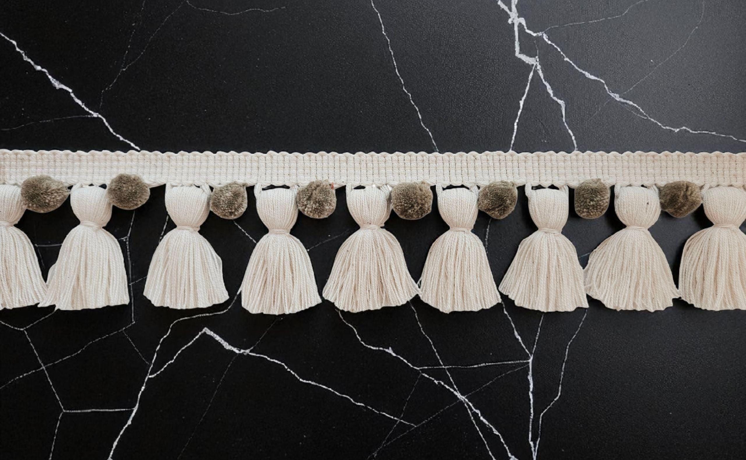 Beech color / ivory color pom pom tassel trim, 1cm pom pom, 4cm tassel, pom pom trim, tassel trim, pom pom for curtains, 2" inch width trim